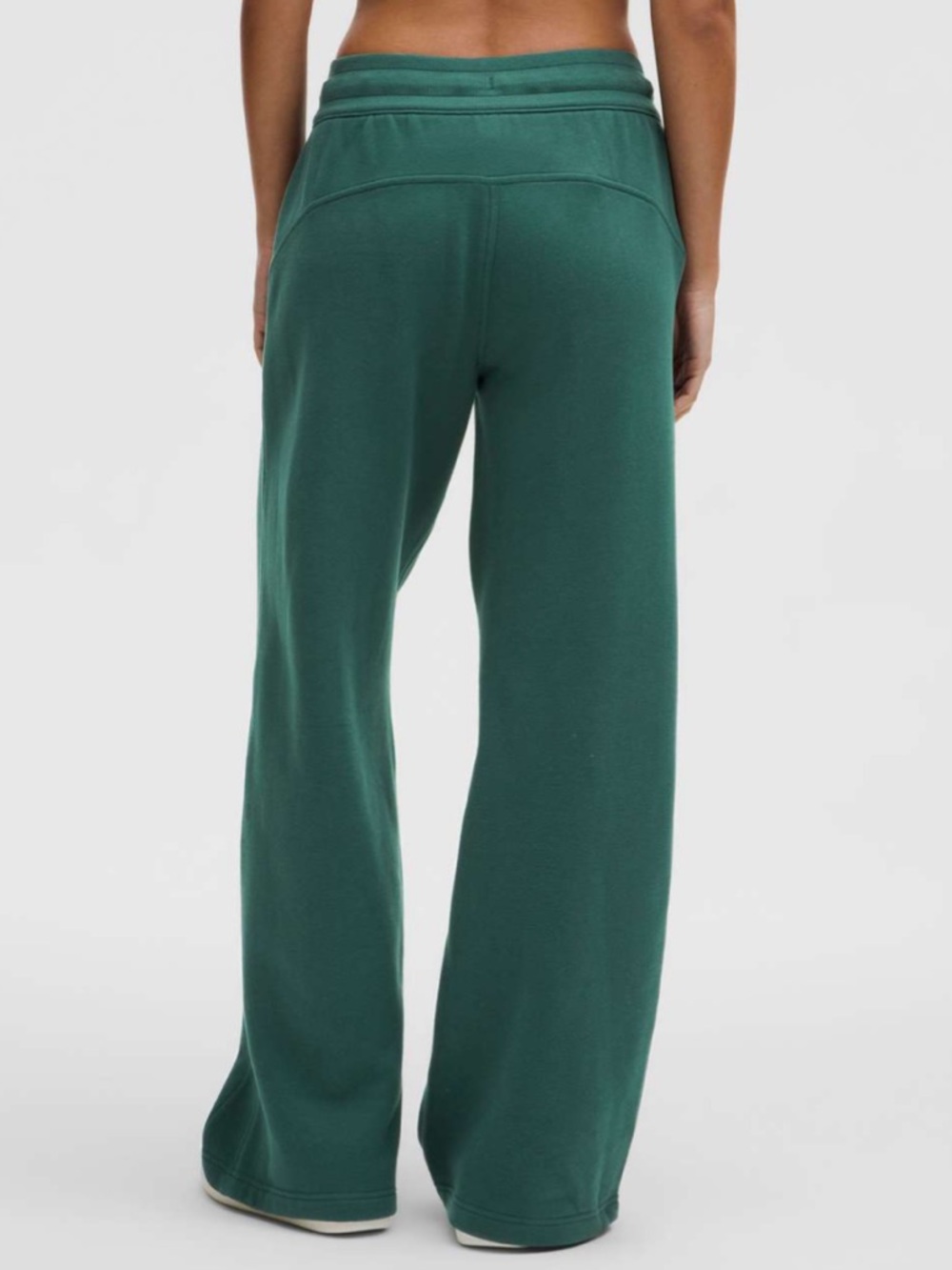 Lululemon Scuba Mid-Rise Wide-Leg Pant
*Short 27.5" Size small - Picture 2 of 9